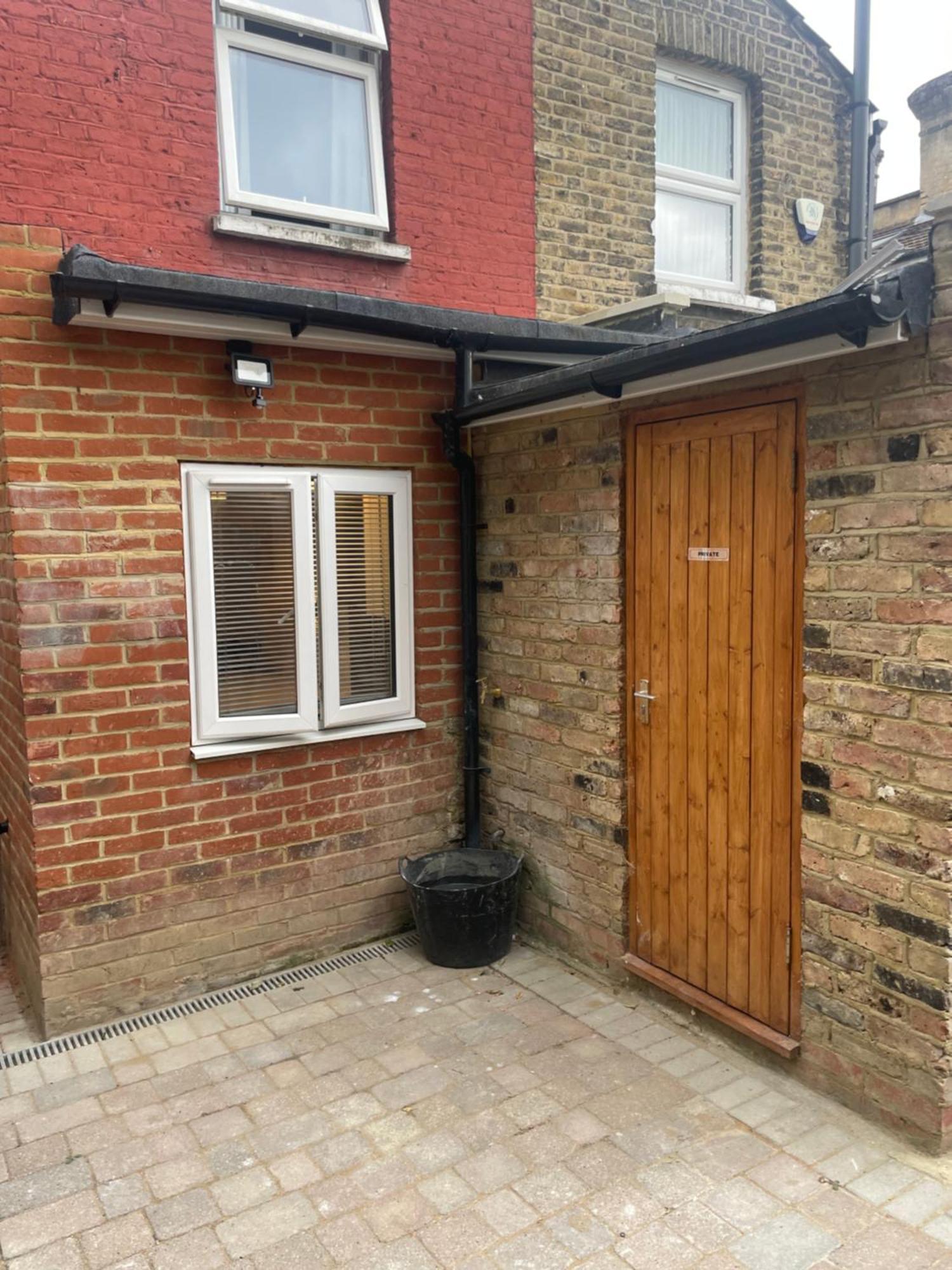 Amazing 4 - East Apartment London